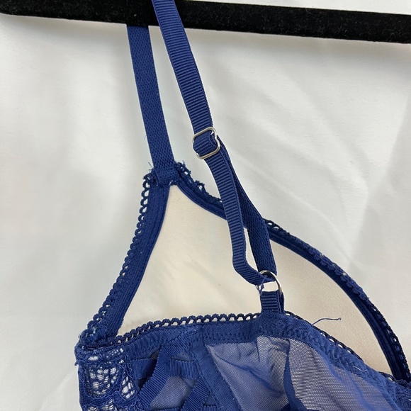 Victoria's Secret Blue Lace Bra 34 C - Picture 14 of 16